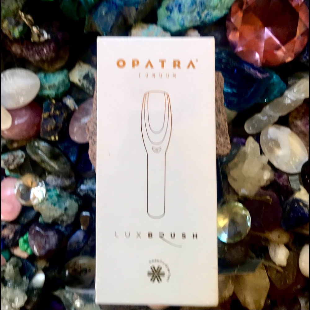 Opatra Luxbrush